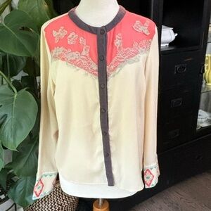 🌸 Red Ranch Embroidered Western Blouse - Women’s L